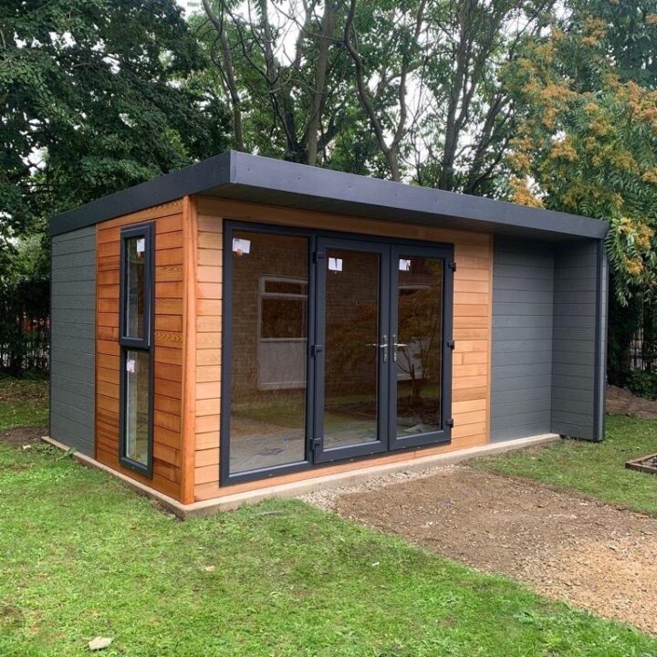 Bespoke Garden Room 16