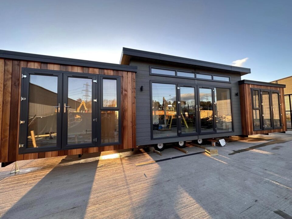 Bespoke Garden Room 31